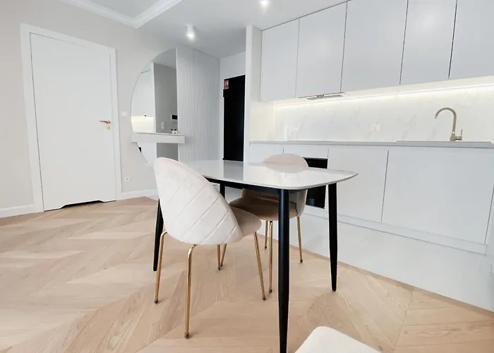 Royal Bulvar - Nowy! - Taras Widokowy Na Dachu, Garaz, 10 Min Od Plazy *