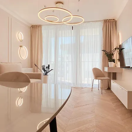 Royal Bulvar - Nowy! - Taras Widokowy Na Dachu, Garaz, 10 Min Od Plazy Apartamento *